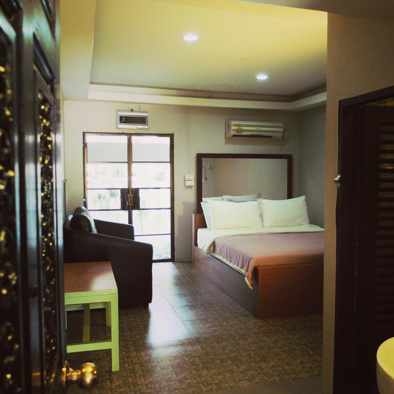 Hotel Siri Lampang Exterior foto